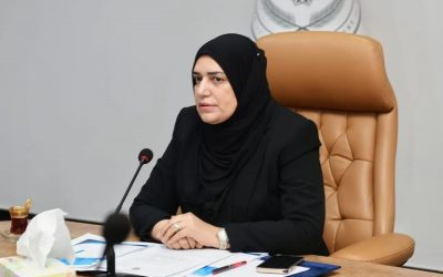 وزيرة المالية ترد.. الإقليم تسلم مستحقات موظفيه كاملة