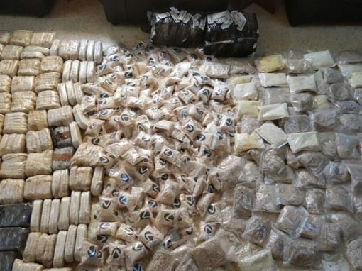 الإطاحة بمتاجرين بالمواد المخدرة في نينوى