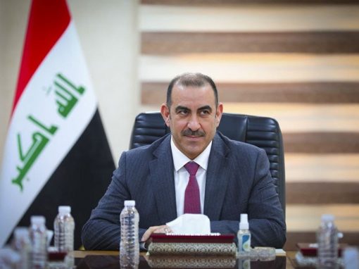 شراكات الصناعة تحت المجهر.. بتّال يراقب التنفيذ ويضع المصانع أمام اختبار التنفسية