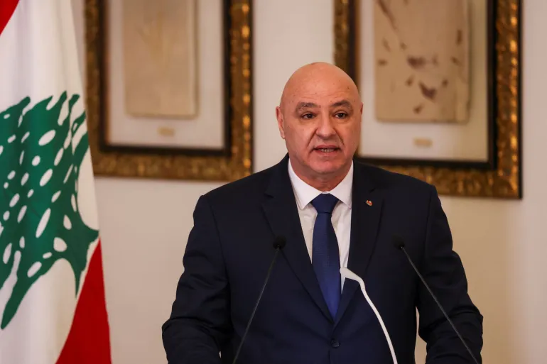 عون معربا عن مخاوفه: لبنان لم يعد يحتمل حربا جديدة