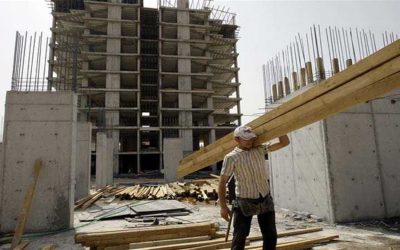 وزير الإعمار يحذر من توقف المشاريع في العراق
