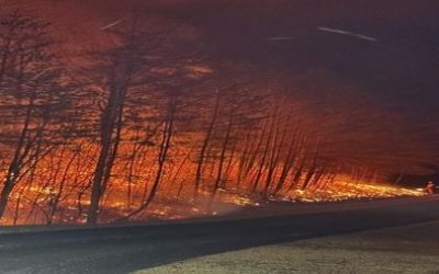 إخلاء إجباري في ولاية نورث كارولينا الأمريكية بسبب حرائق الغابات