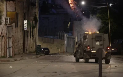جيش الاحتلال يداهم منزلا في الخليل ويقتحم مدنا وبلدات بالضفة