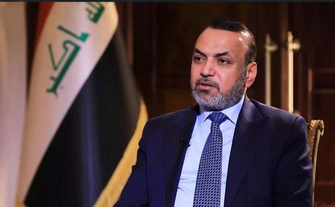 وزير العمل: وجود العمالة السورية في العراق غير قانوني