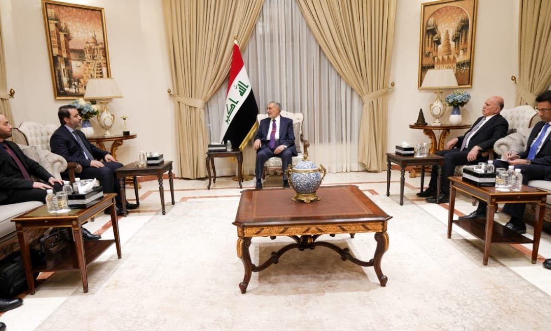 المشهداني يؤكد للشيباني ضرورة تعزيز التعاون بين العراق وسوريا 